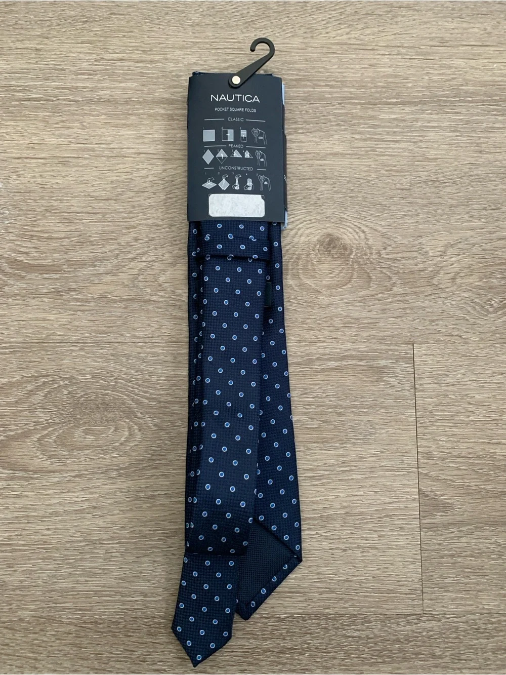 NWT Nautica Dark Blue Tie & Light Blue Pocket Square Set